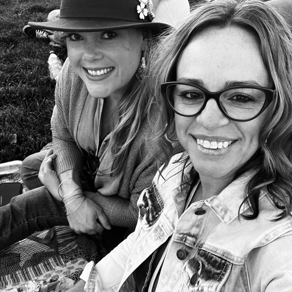 Meet your Posher, Megan - Picture 4 of 12